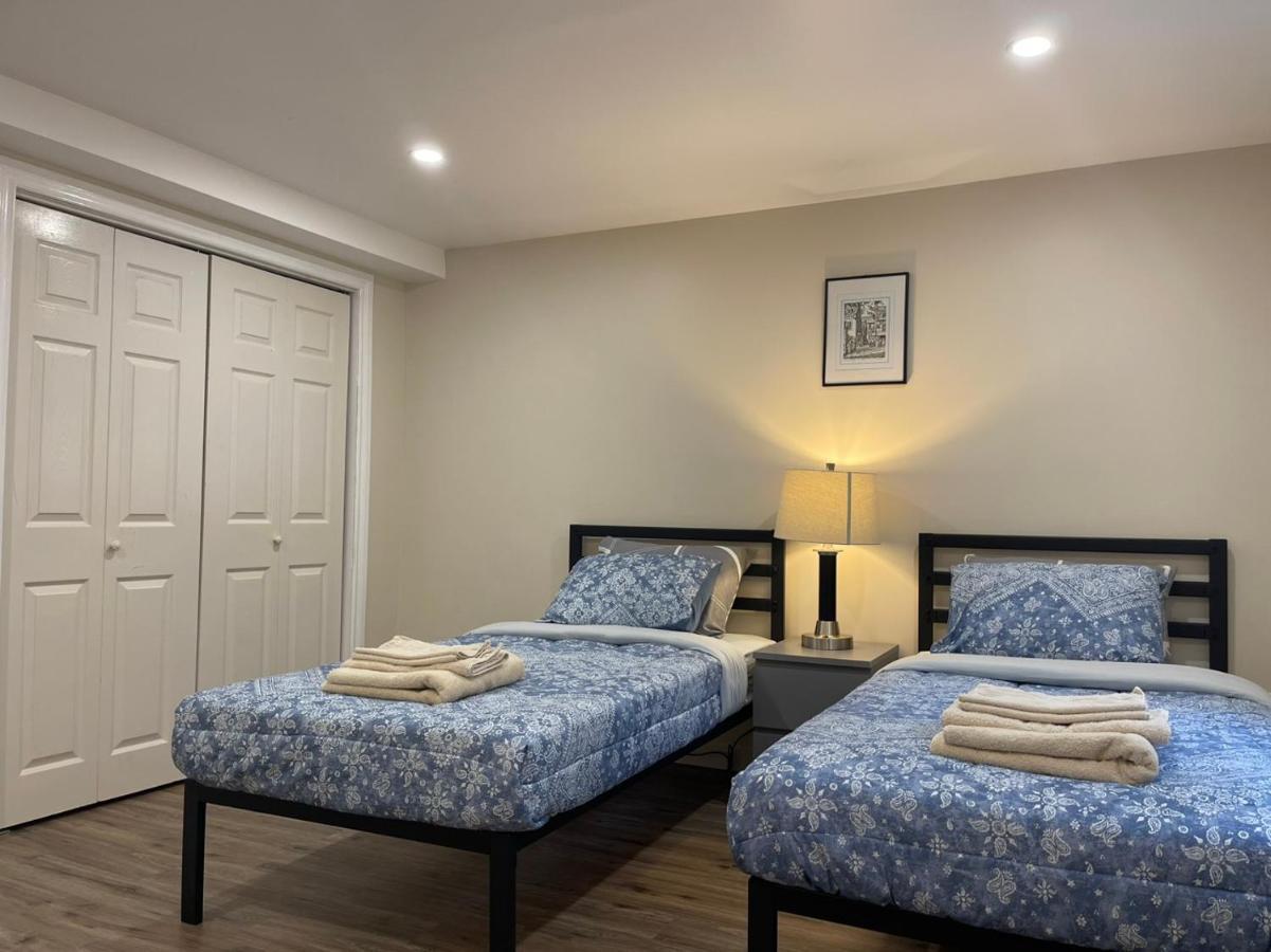 Katie Entire Basement 3 Bedrooms Charlottetown Exterior photo