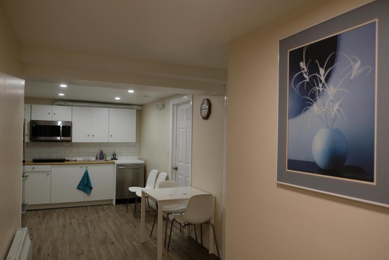 Katie Entire Basement 3 Bedrooms Charlottetown Exterior photo